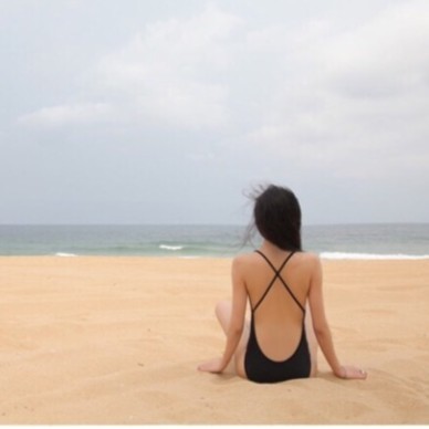 bikini đan chéo 2 dây