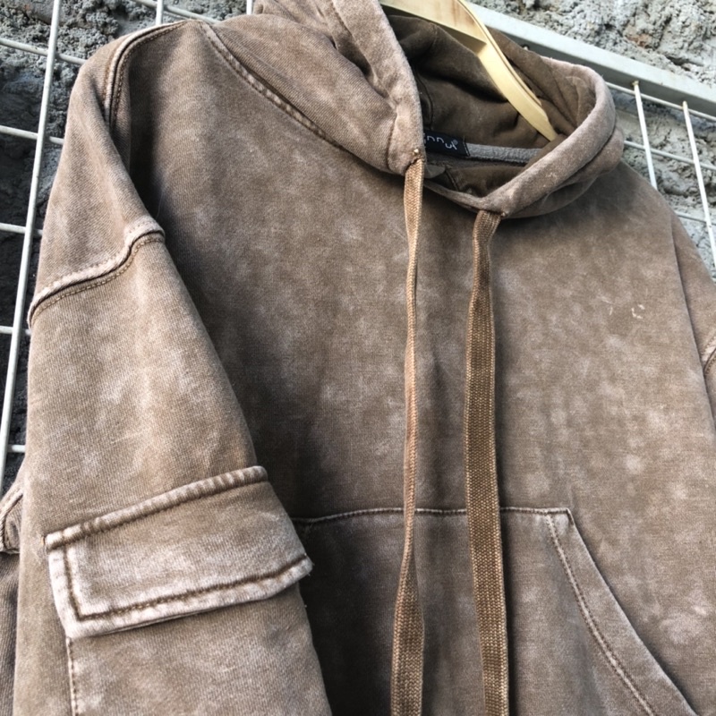 ÁO CROPTOP TAY DÀI 2HAND