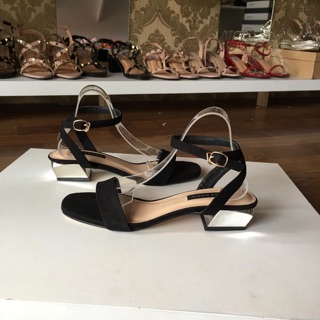 Sandal zara gót xéo 3p