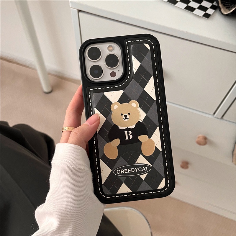 Ốp lưng iphone cạnh vuông chất da Gấu Greedycat 13/13Pro/13PromaxX/Xs/Xsm/7plus/8plus/11/12/11ProMax - Ina Case