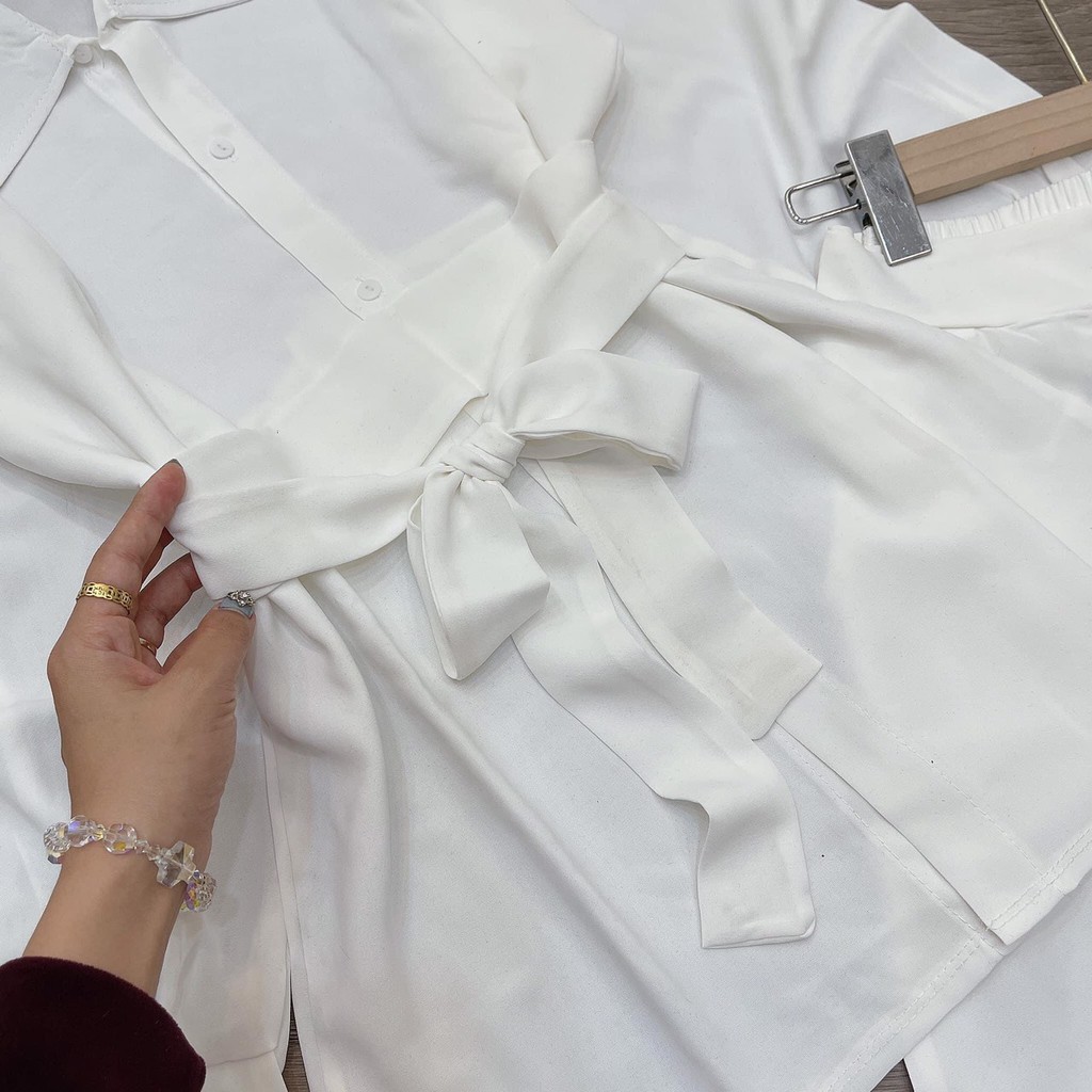 Sét Bộ Đồ Nữ Màu Trắng Xinh Xắn Chất Đũi Dày Mịn Mềm Mại Cho Các Bạn Nữ. | BigBuy360 - bigbuy360.vn