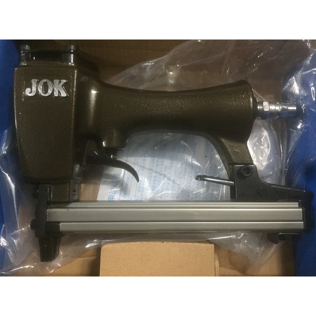 Súng bắn đinh U 1013 JOK dùng hơi