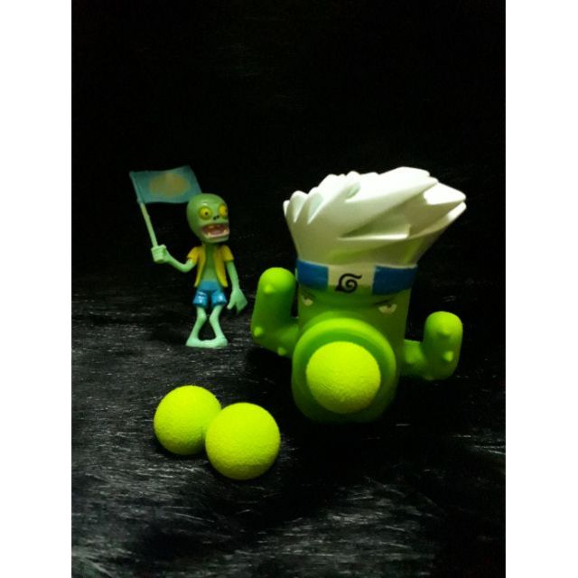 Mô hình Plant vs Zombie (tóc trắng)