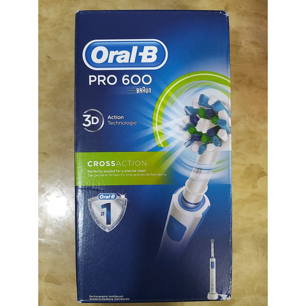 Bàn chải đánh răng điện Oral-B Pro 600 Braun 3D