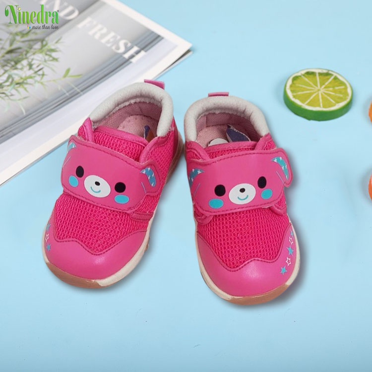 Giày tập đi mềm màu hồng xinh xắn cho bé hàng Quảng Châu