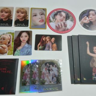 Thẻ hình (card) Twice trong Album More and More