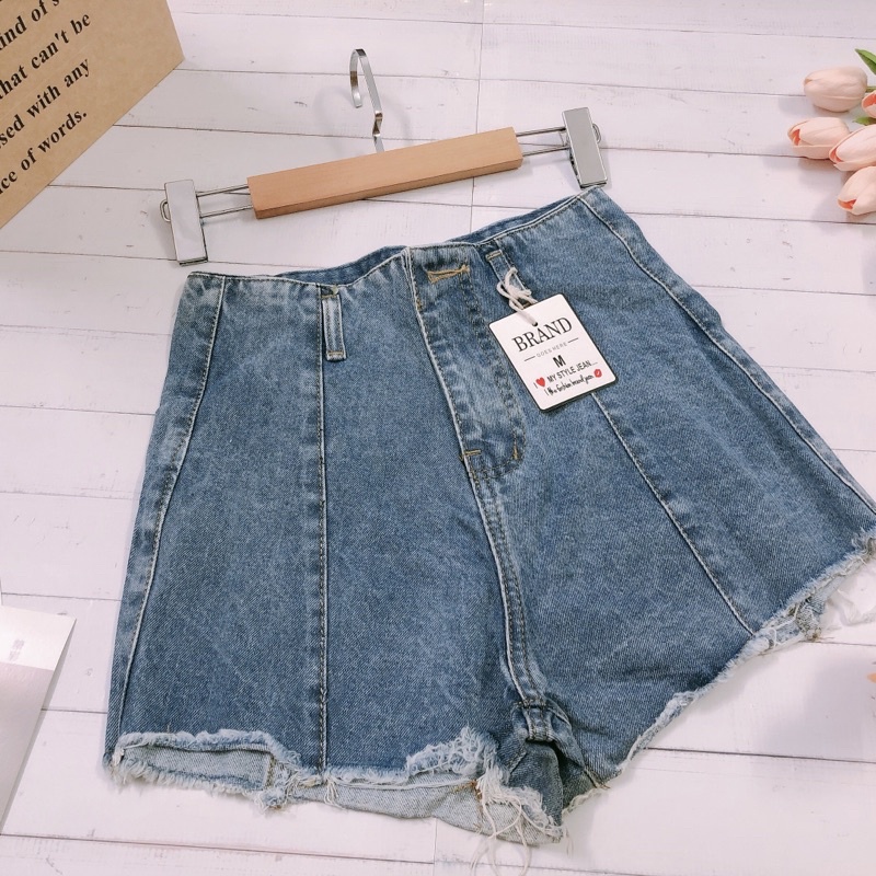 Quần short nữ jean dáng ôm mặc nhà rách lai cá tính, thiết kế phối sọc cách điệu siêu ngầu MQ Fashion Z01