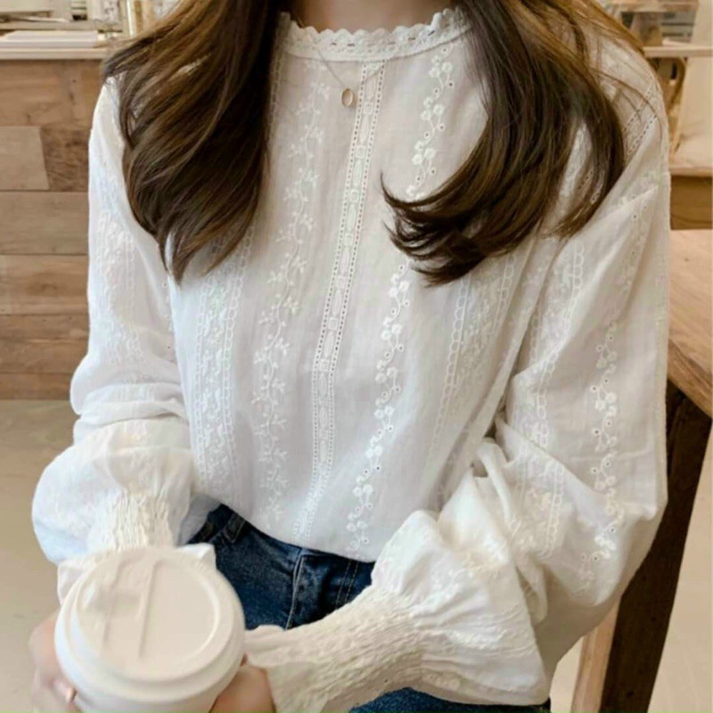 Áo sơ mi cổ ren tay bo
