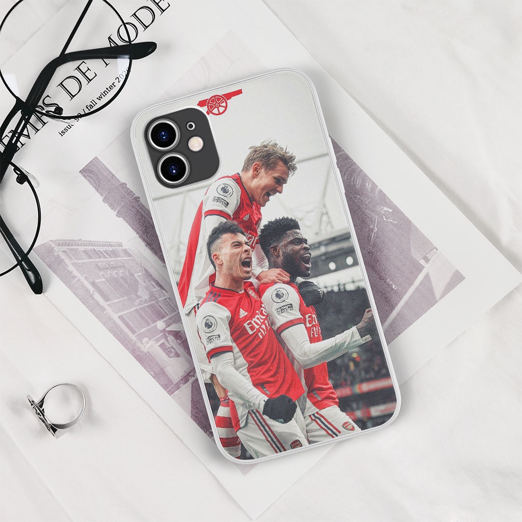 Ốp lưng cầu thủ arsenal ăn mừng chiến thắng pro 13 11 12 14 pro promax FOO20222842
