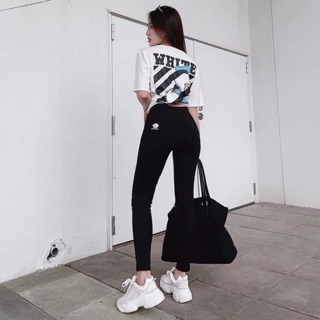 Quần legginh dài ôm /in hoa cúc xinh lắm ☘️☘️