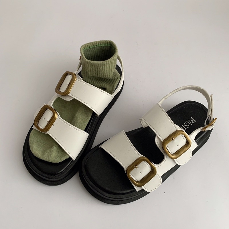 Giày Sandal Nữ Ulzzang bản cao cấp - Giày quai hậu nữ hai quai khuy vàng mẫu mới đi học mang áo dài