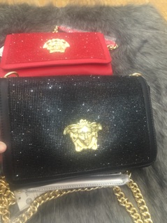 Versace đính đá sang chảnh hót nhất hè 2017