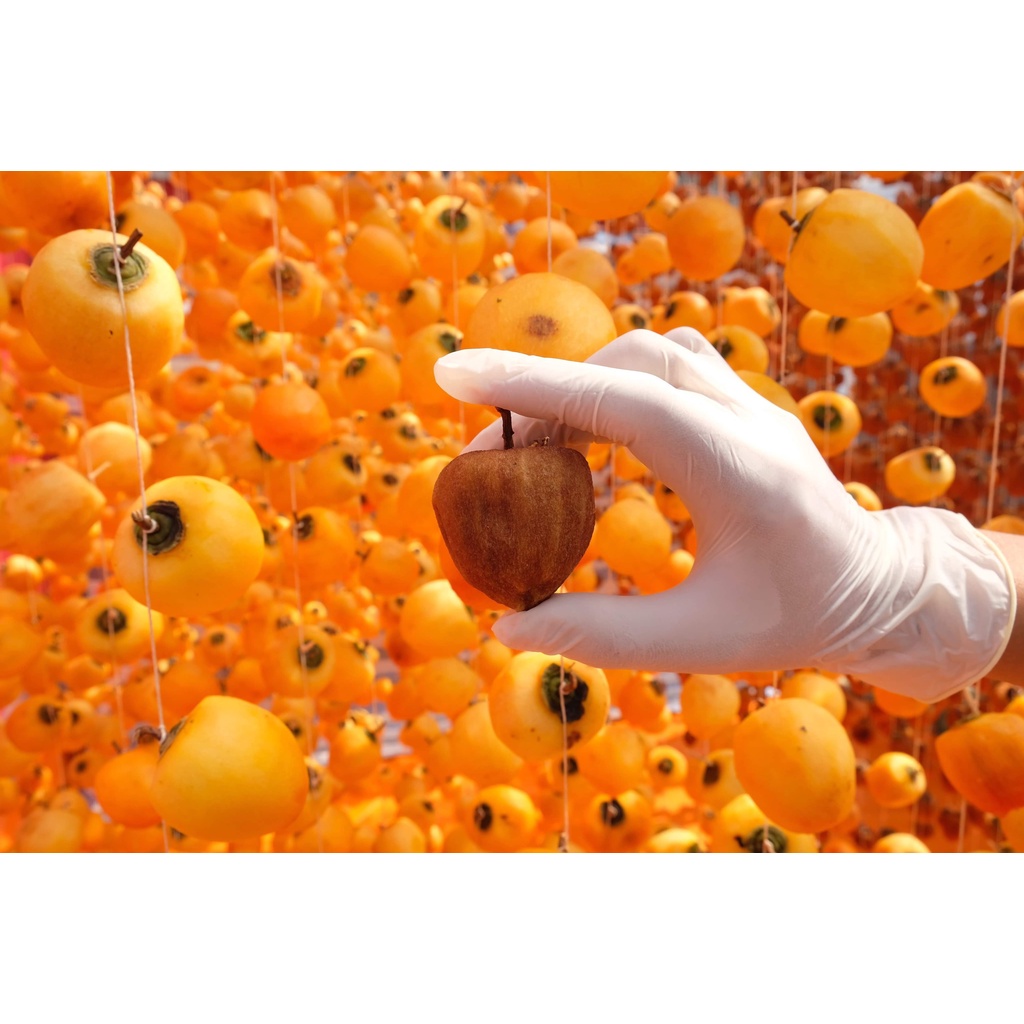 Hồng Treo Gió Đà Lạt (Hồng Trứng) Hộp Đặc Biệt 250gr - Đặc Sản Ngon Lành - FoodMap | BigBuy360 - bigbuy360.vn