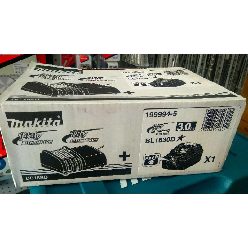 Bộ pin sạc Makita 18v 3.0Ah (BL1830B + DC18SD)