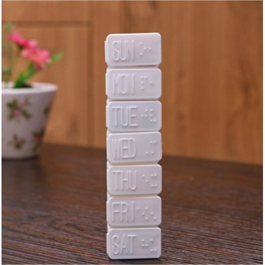 Hộp đựng thuốc 7 ngăn trắng SP081206