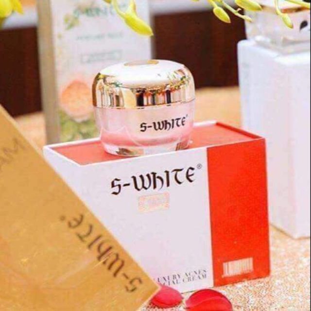 FACE MỤN CAO CẤP SWHITE