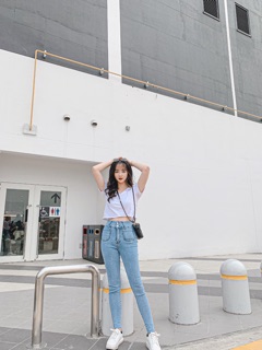 quần jeans cạp cao túi tròn