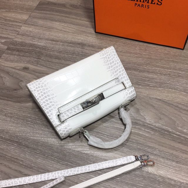 Túi HM da cá size 18