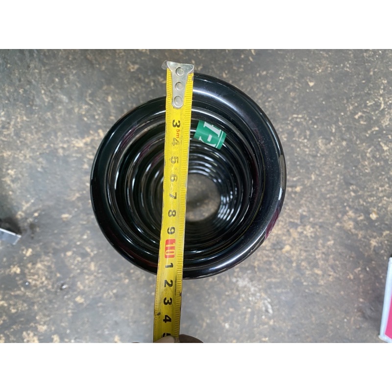 Lò xo sau toyota Innova