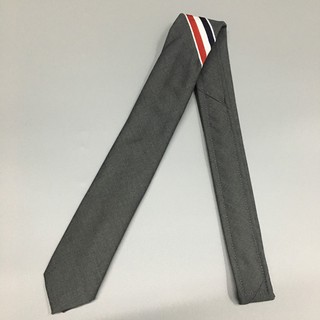 Caravat Thom Browne nam