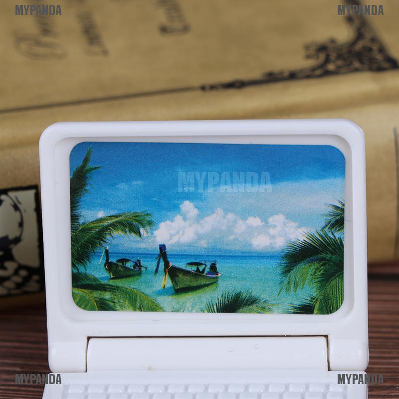 Mô hình máy tính sáng tạo cho nhà búp bê