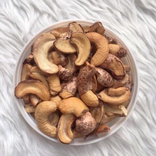 Hạt điều vỡ đôi 500g hạt điều rang muối Bình Phước Hạn dùng 12 tháng date mới nhất.