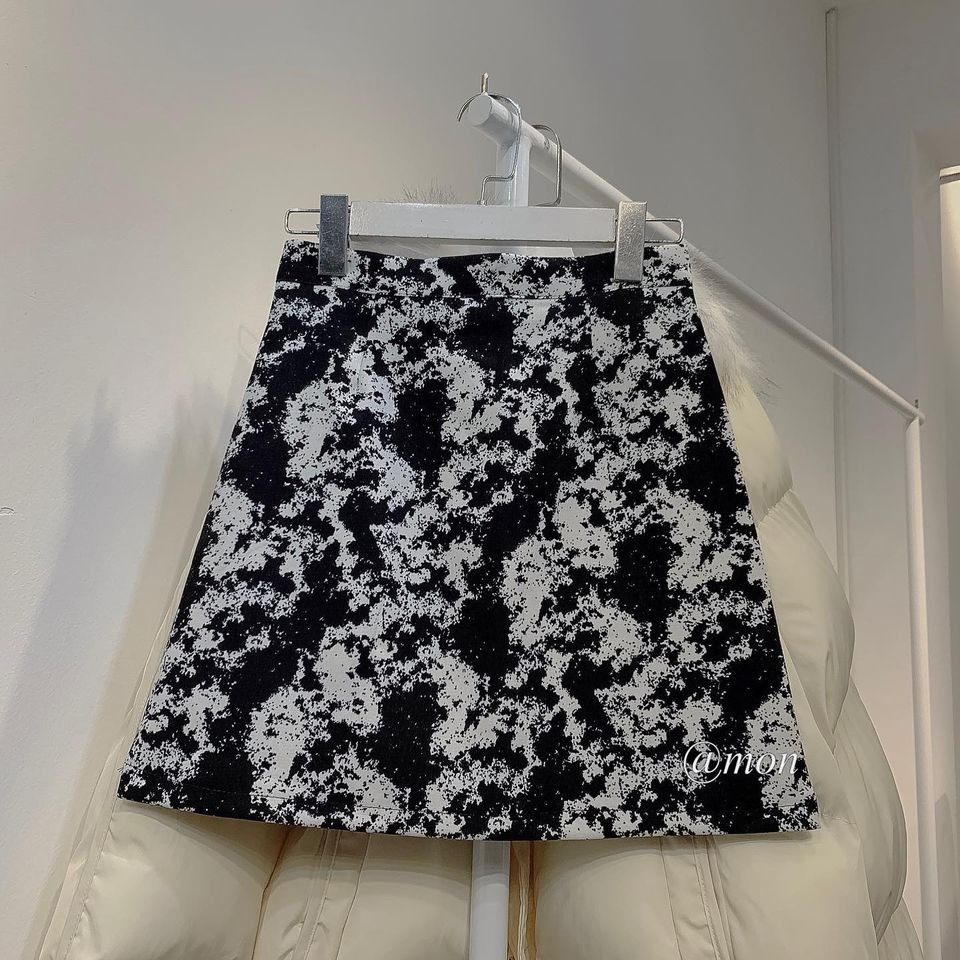 2101449 Chân váy chữ A nữ ulzzang họa tiết loang màu be đen có size | BigBuy360 - bigbuy360.vn