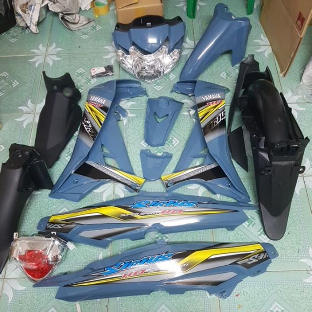 Dàn áo sirius màu xi măng