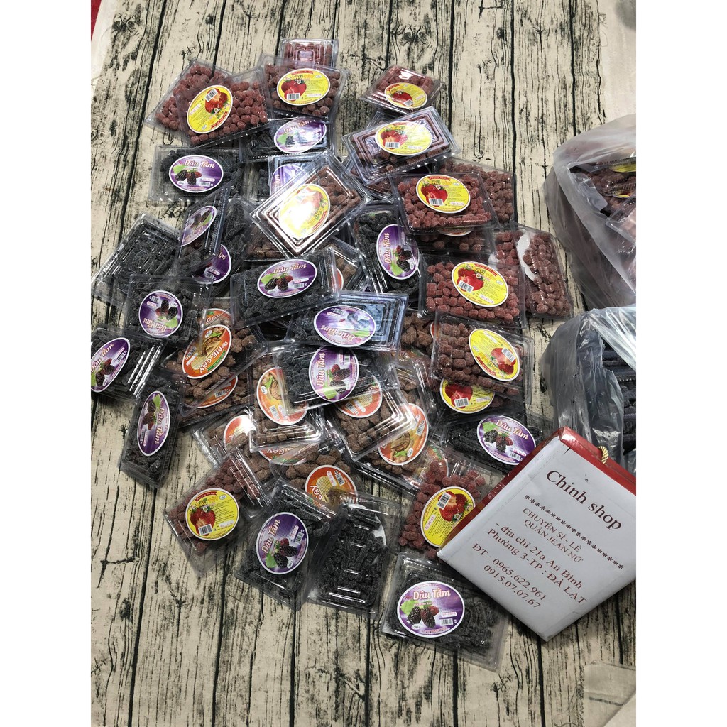 mứt me. mứt dâu tây, mứt dâu tằm đà lạt...