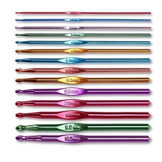 Bộ 8 kim móc len bằng hợp kim nhôm màu với nhiều kích thước khác nhau từ 2-5.5mm