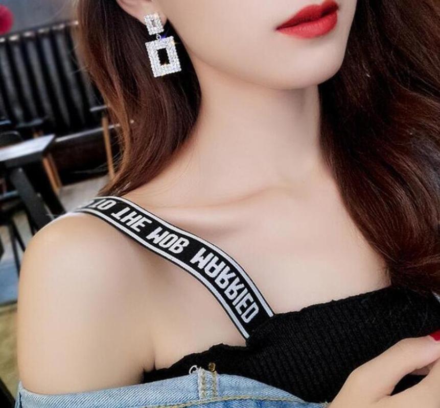 Hoa tai hình chữ nhật đính đá lấp lánh phong cách Hàn Quốc