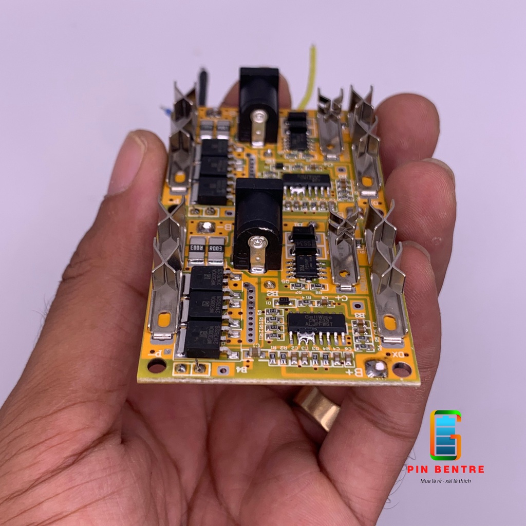 Mạch vàng Makita 3S 65A sạc Adaptor