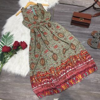 Đầm maxi hoa xẻ đùi