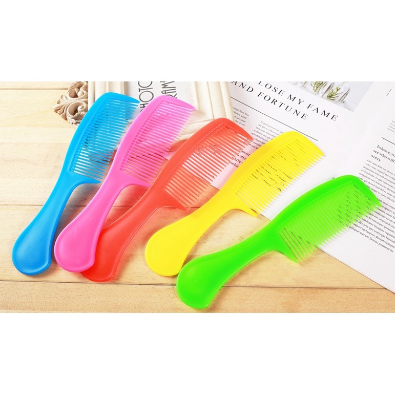 Lược Chải Đầu Trang Điểm Nhựa Dày