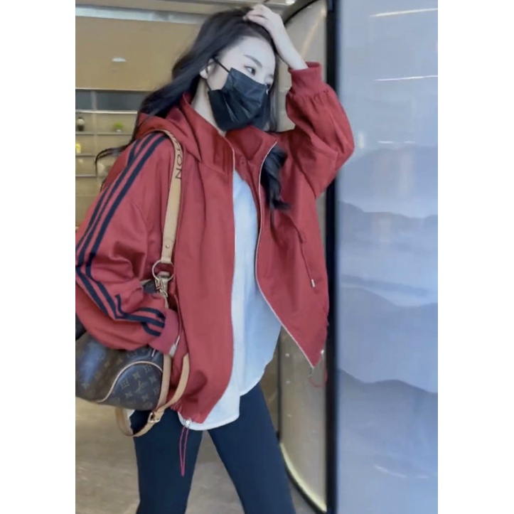 (Free Ship) Áo Khoác Nữ PHối Sọc Tay Cổ Cao Có Nón Có Dây Rút Eo Thời TRang ulang 2022 Shop VLTN