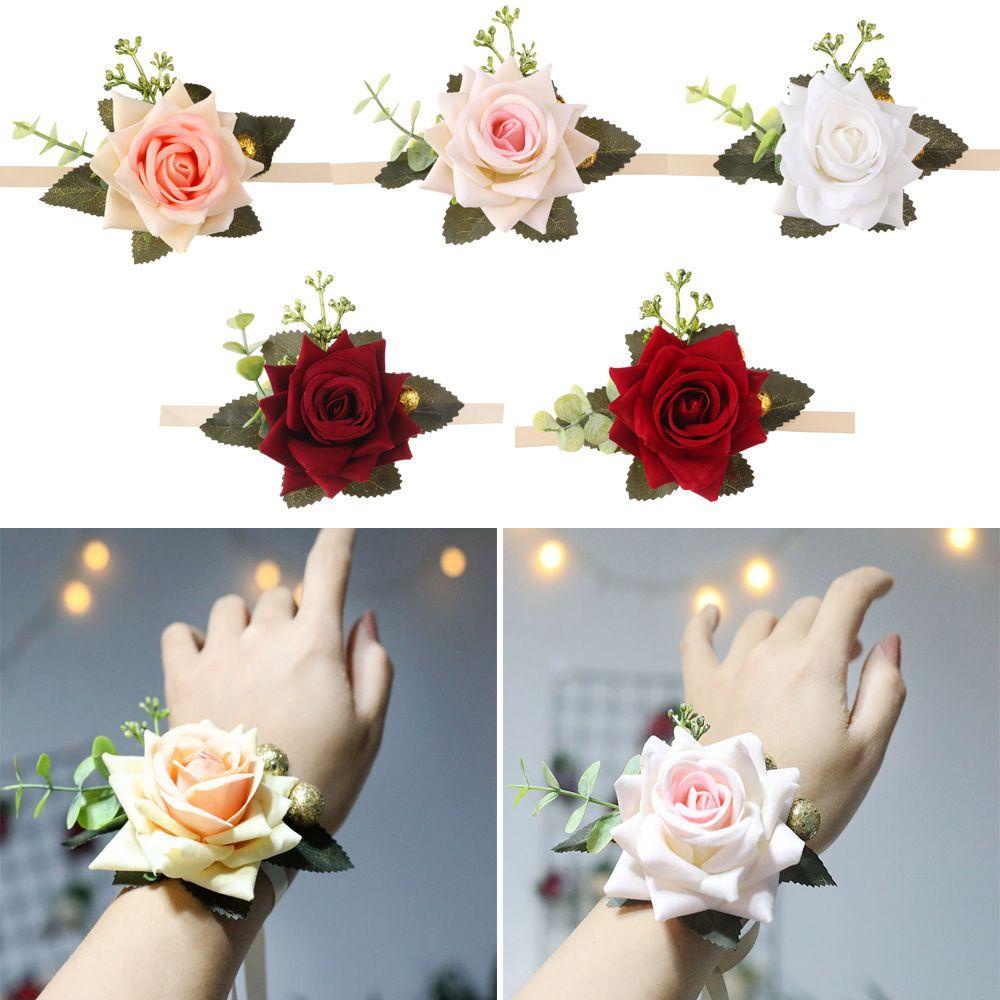 Vòng Tay Hoa Giả Trang Trí Đám Cưới Cho Cô Dâu