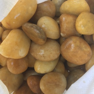 Sỏi vàng tự nhiên