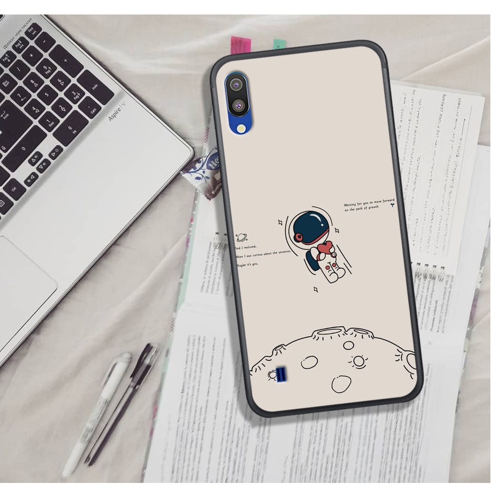 [ HOT BỎNG TAY] ỐP LƯNG SAM.SUNG A10/M10/A01/A02 , IN HINH CHIBI PHI HÀNH GIA ĐÁNG YÊU, SIÊU CUTE.