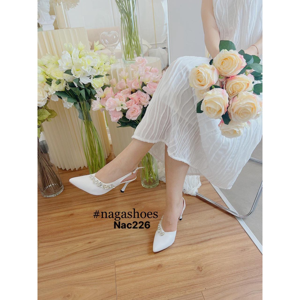 [FORM BÉ CẦN TĂNG 1 SIZE ] CAO GÓT NAGASHOES MŨI NHỌN ĐÍNH DÂY ĐÁ NHÂN TẠO HỌA TIẾT 8P NAC226