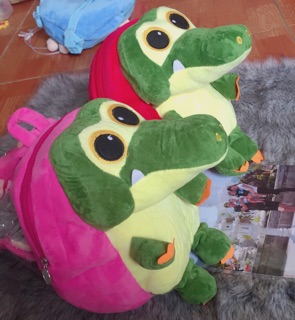Balô hình cá sấu cho bé