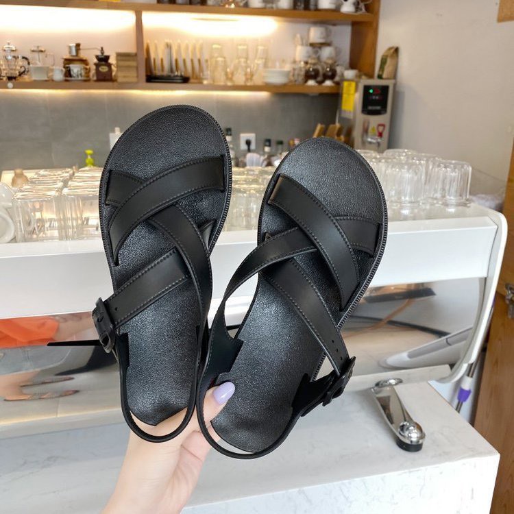 Giày sandal nữ quai chéo cao su dẻo MWC NUSD- 2770