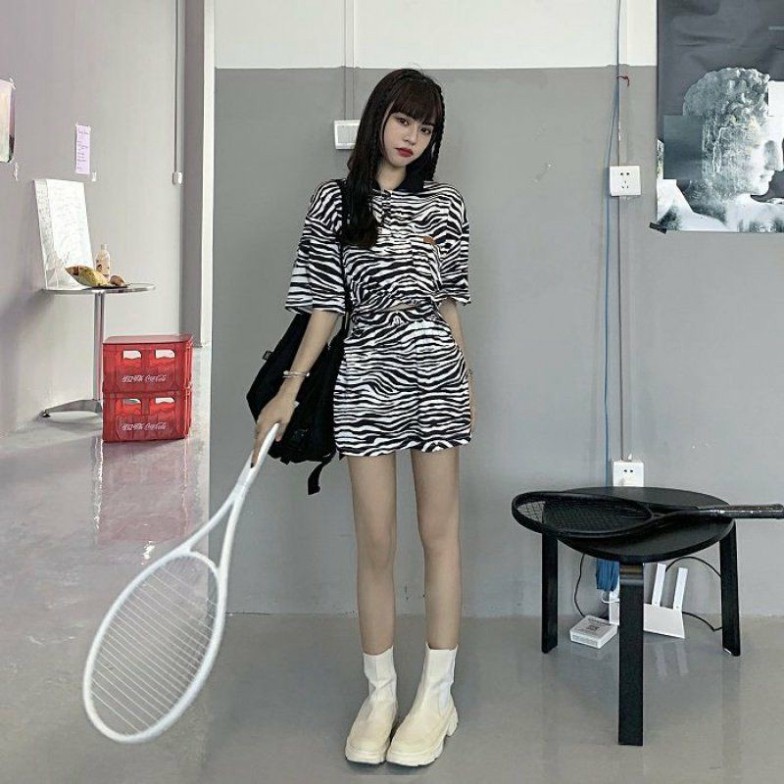 [QUÀ TẶNG LÀ KHẨU TRANG BẠN NHÉ] Áo croptop kèm chân váy loang ngựa vằn / Set bộ thời trang nữ trẻ trung năng động | BigBuy360 - bigbuy360.vn