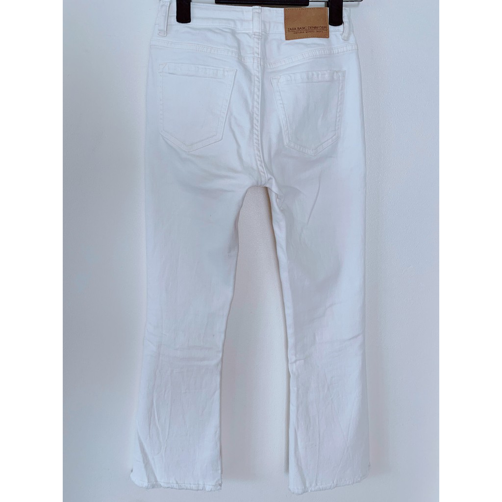 QUẦN KHAKI NỮ - ZARA BASIC Z1975 DENIM – TRẮNG SỨ – SIZE 32/6/28 – ỐNG LOE – CẠP TRỄ – 97% COTTON, 3% ELASTANE – XÁCH TA