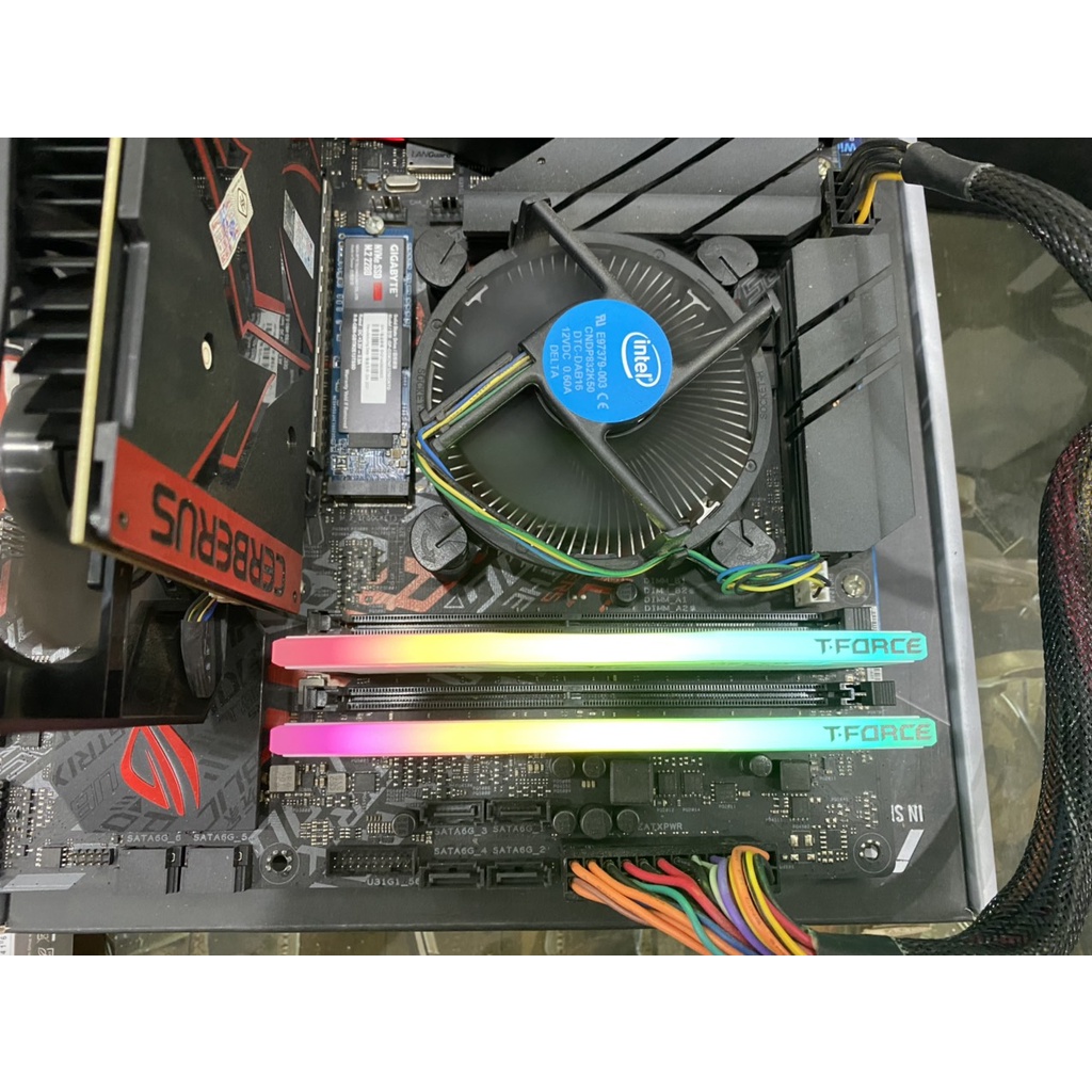 [SIÊU ĐẸP] Ram T-Force Delta RGB DDR4 8GB 3200 màu trắng led RGB siêu đẹp hàng chính hãng bảo hành 36 tháng