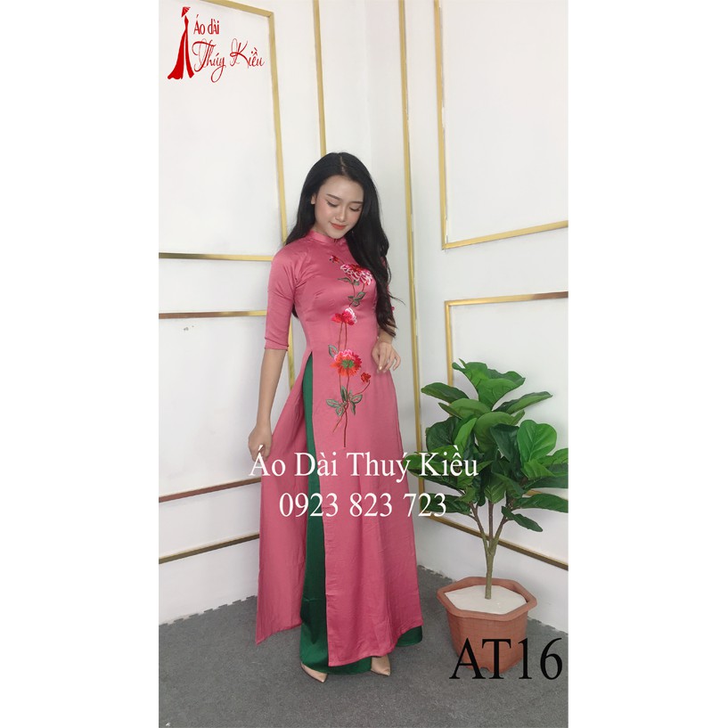Áo dài Thúy Kiều Lụa Tây Thi cổ tàu nền hồng cánh sen thêu hoa hồng AT16