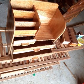 Kệ mỹ phẩm mini ba ngăn