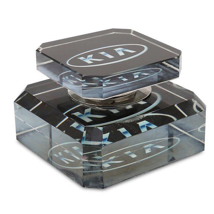 nước hoa dành cho ô tô