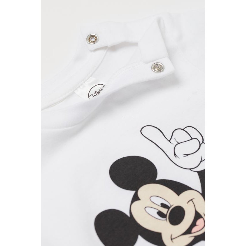 Set Mickey trắng kèm yếm HM UK sale