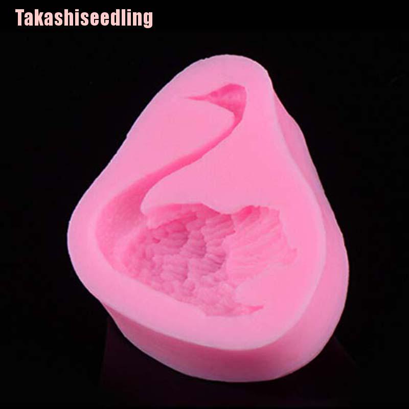 Khuôn Làm Bánh Chất Liệu Silicone Hình Thiên Nga Sáng Tạo