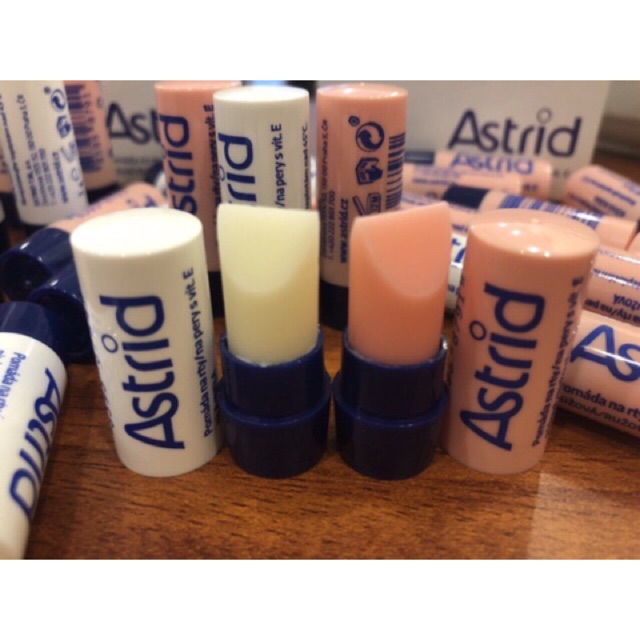 Son dưỡng môi Astrid